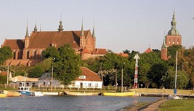 Malbork, Frombork, Toruń